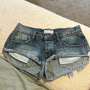 One teaspoon no. 2’s sz 25